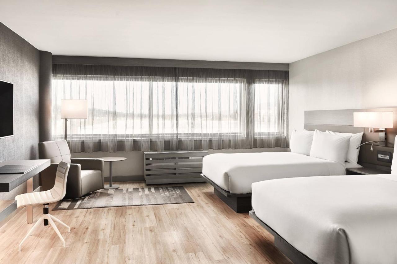 Ac Hotel By Marriott Pleasanton Exterior photo